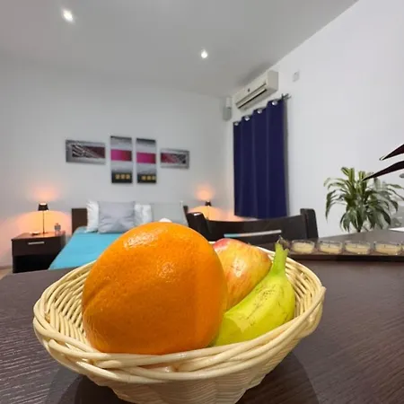 Magnolia St Julians Guest house