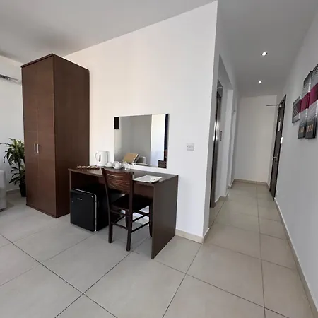 Magnolia St Julians Casa de hóspedes