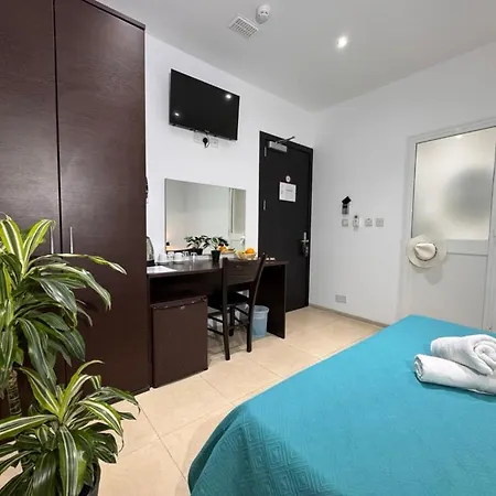Magnolia St Julians 3* San Ġiljan