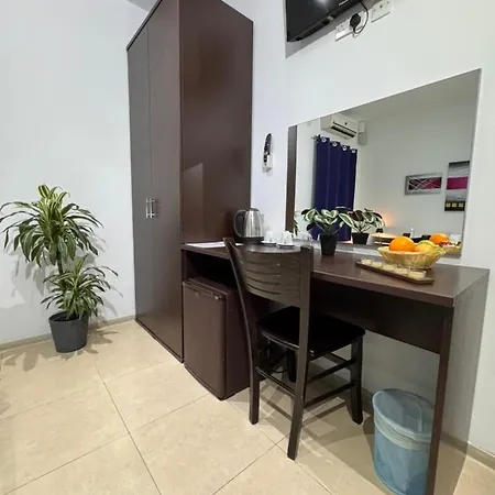 Pensiune Magnolia St Julians 3*