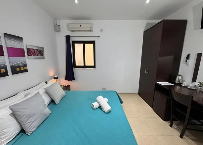 Guest house Magnolia St Julians