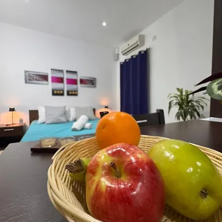 게스트하우스 Magnolia St Julians Saint Julian's