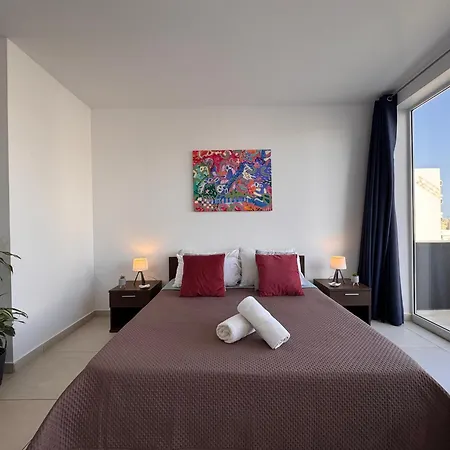 Magnolia St Julians 게스트하우스